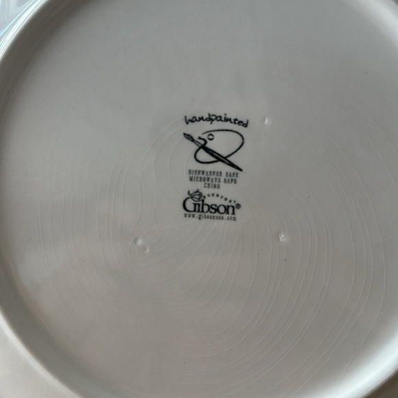 COPY - Everyday Gibson Handpainted China Plates - Picture 3 of 3